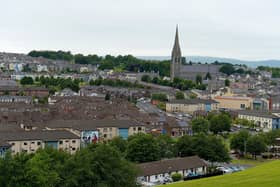 Bogside and St Eugene’s Cathedral.  DER2126GS - 063