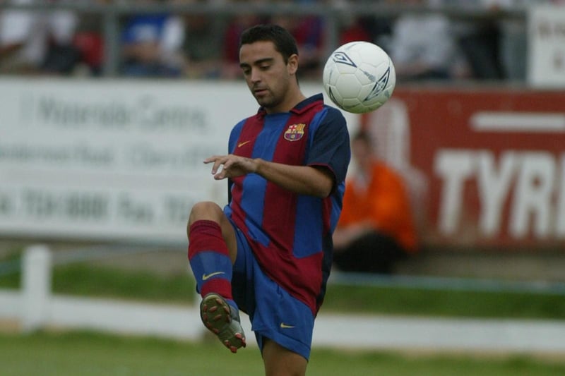 Xavi Hernández warms up at the Brandywell