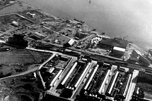 Strand Road (Bóthar na Trá). Already built in 1780 and marked on Douglas' plan of the city as the 'new road to Pennyburn Mill'.