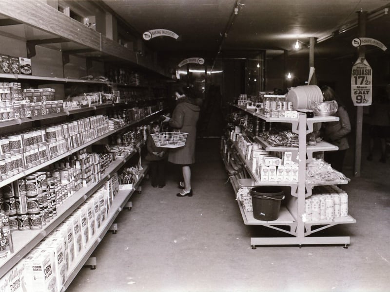 Michael Duffy's Mace Store opens in St Johnston.