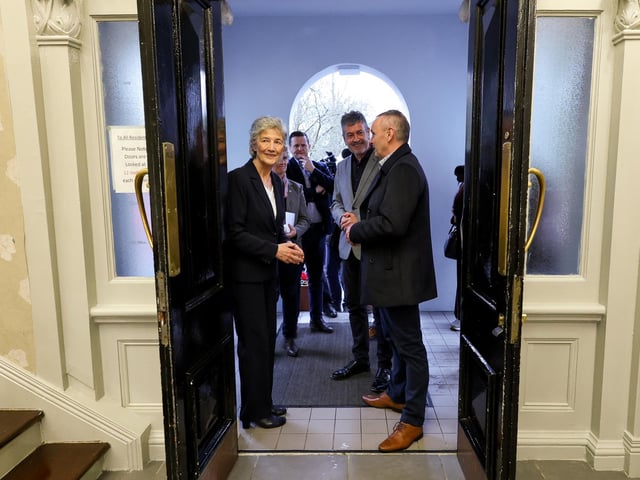 On the final day of her visit to Belfast and Derry, President Catherine Connolly visited Youth Action Northern Ireland, Peace and Reconciliation Centre, at St. Columb’s Park House where she met Programme Manager Dominic Bonner and CEO Dr Martin McMullan.