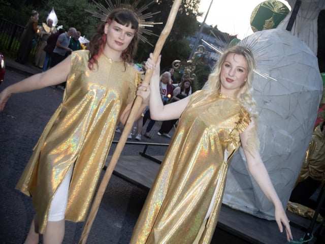 Two of the Lead Performers pictured at the start of Friday's Solas. (Photos: Jim McCafferty Photography) : .