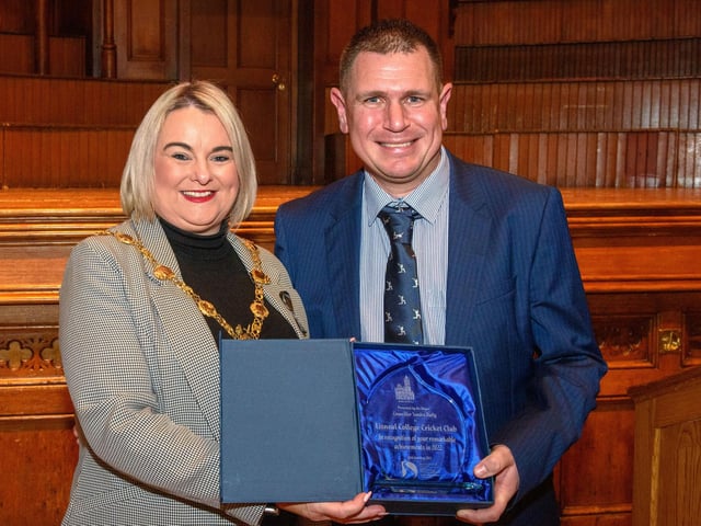 The Mayor Councillor Sandra Duffy welcomed Chris Wilson, Head of Cricket and pupils from Lisneal College to the Guildhall as she recognised the hugely successful cricket teams who claimed four trophies last season including the, U15 Ulster Schools Cup,Under 14 Derriaghy Cup, U13 Slemish Cup, Under 12 Wesley Ferris Cup. Picture Martin McKeown. 26.01.23:.