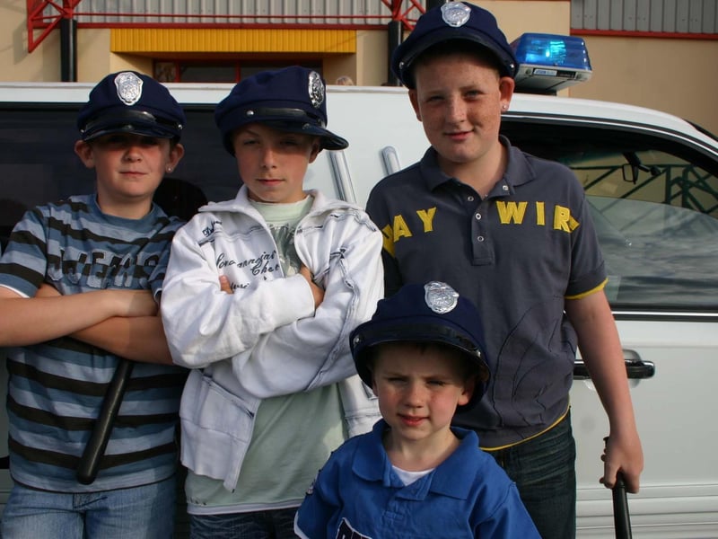 NYPD at Darrens Birthday party left to right Christopher, Aaron, Eoghain and Darren. 4836/dd