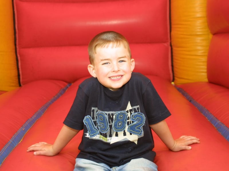 Pictures of birthdays, fundraisers and pub outings in July 2003