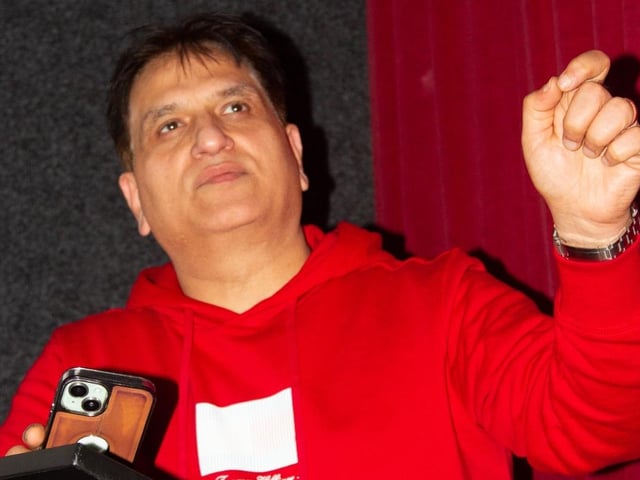 Dr Mukesh Chugh