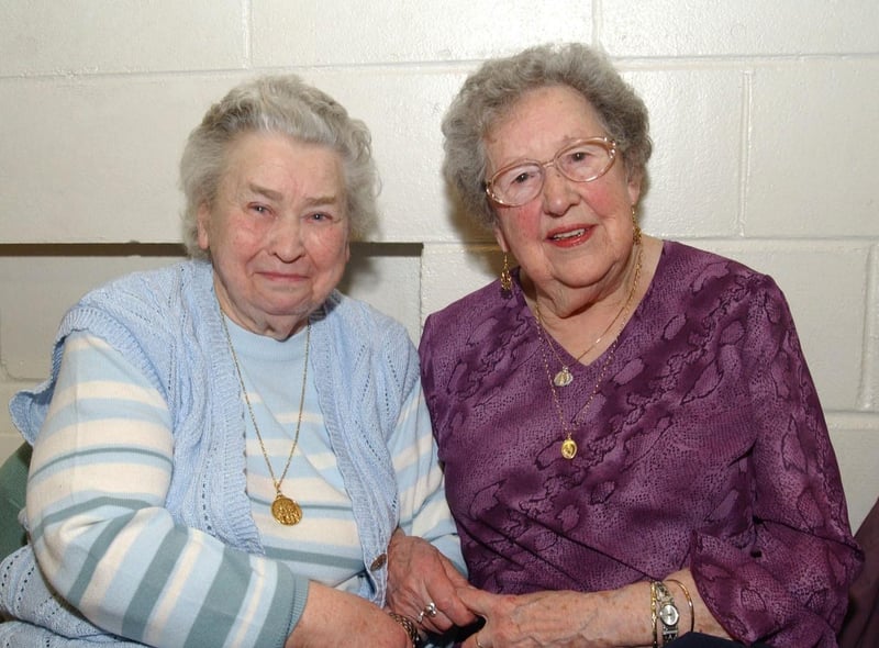 Phoebe Doherty , with her life long friend Bridie McCay celebrating Phoebe's birthday. (2502CG14)