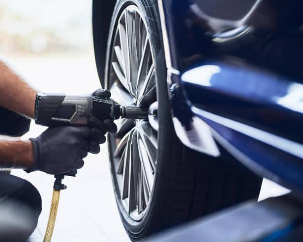 Kwik Fit is planning to open a new garage and servicing centre in Derry.