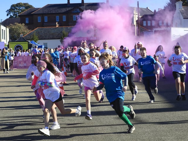 Participants taking part in the Cancer Focus NI Pink Run held in Ebrington Square, on Sunday. (Photo - Tom Heaney, nwpresspics)