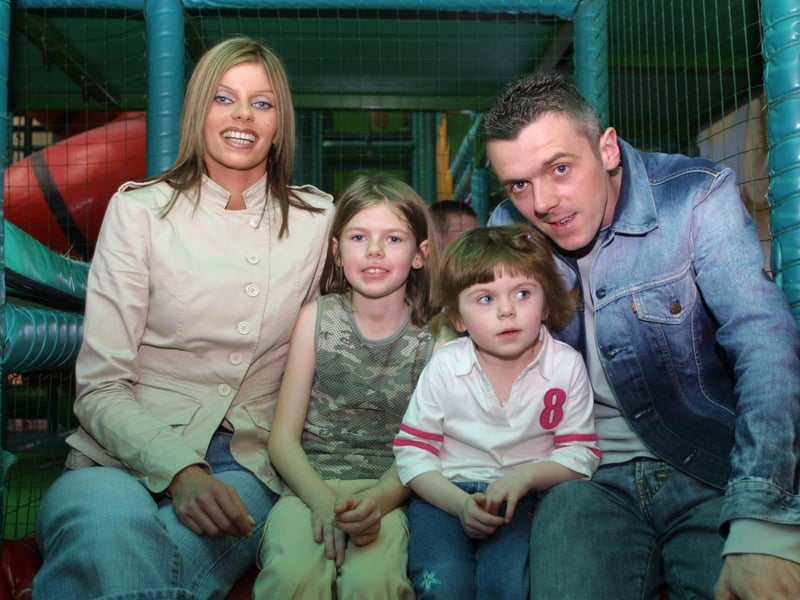 Shauna (mum), Zara Flynn, Martin (dad), Síofra Flynn (sister).