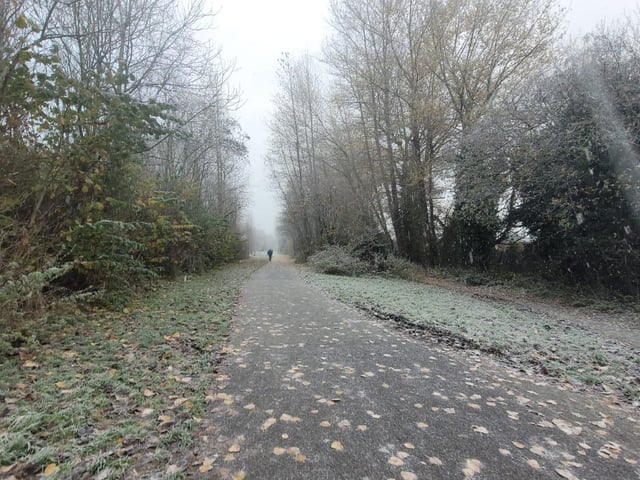 .:Winter walk on the Bay Road