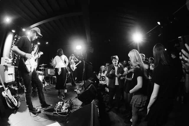 Tramp live performance.