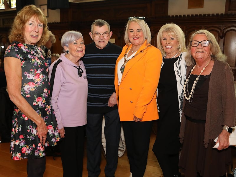 Mayor Sandra Duffy with from left, Resha Collins, Pauline Dillon, Vincent Doherty, and from right Chris Harkin and Mary White. (Photo - Tom Heaney, nwpresspics)