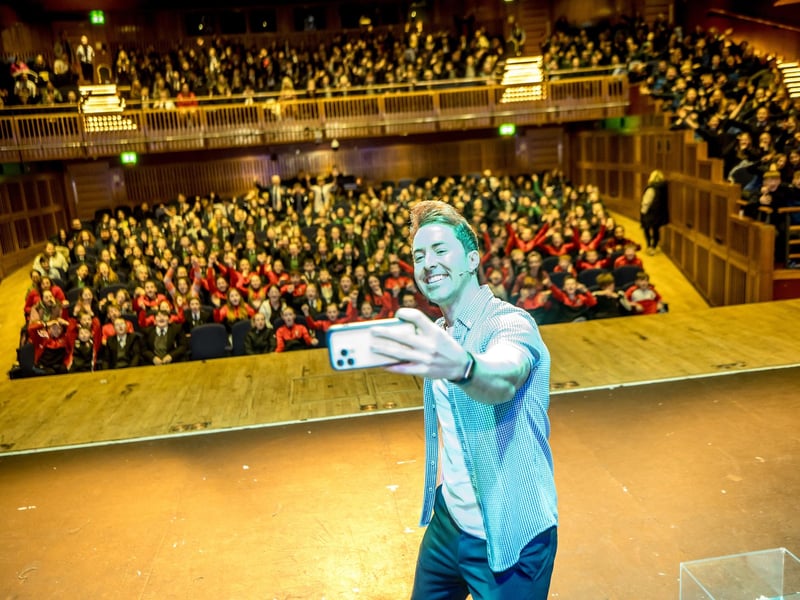 Mark The Science Guy with the captive Water Warriors audience