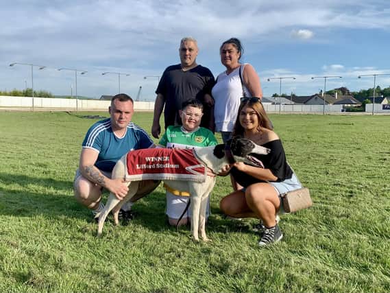 Tobergal Beauty pictured with Charles and Clare Coyle, Nathan and Shane Coyle and Nicole Stewart.