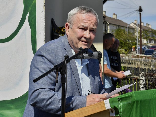 Author and former republican prisoner John Crawley chaired the 44th anniversary commemoration for IRA Volunteer George McBrearty held at the the Crann na Poblachta (Tree of the Republic) monument at Rinmore Drive in Creggan on Sunday afternoon. Photo: George Sweeney