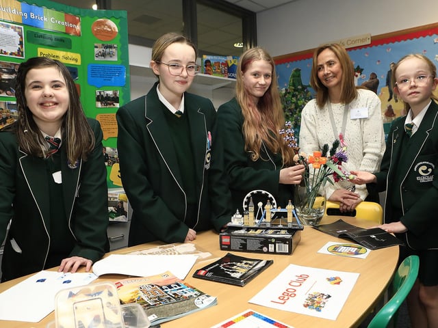Shauna Crocker, learning support with students at St. Cecilia’s College Open Night. (Photo - Tom Heaney, nwpresspics)