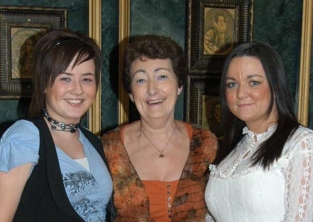 Eileen headed out for a few drinks with family for her birthday back in 2006.