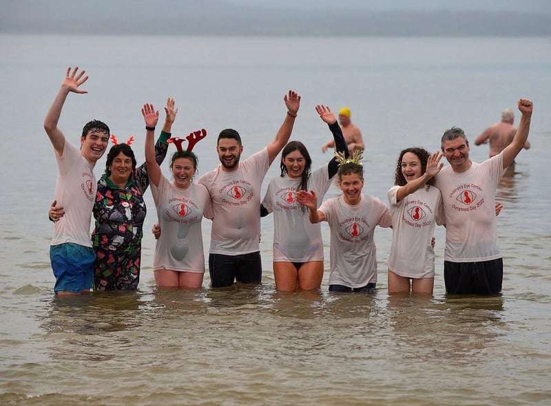 Some of the swimmers who took part in the annual Children’s Eye Cancer Christmas morning charity swim at Ludden beach, Buncrana. Photo: George Sweeney. DER2252GS – 25