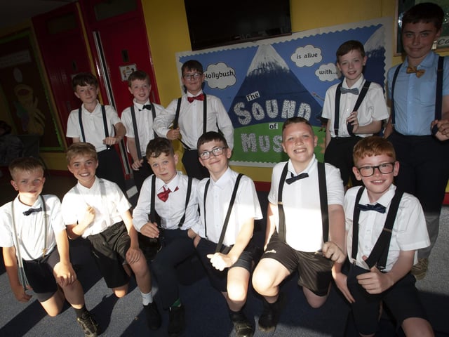 Some of the Festival Competitors in the Hollybush PS ‘The Sound of Music’.
