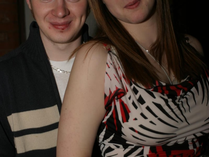 Pictures of Derry parties and celebrations in December 2003