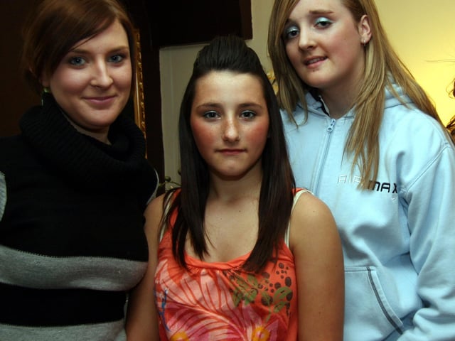 Denise Healy, Catherine Mooney, Kelly Pritchard 0035JML : Parties and nights out in March 2006