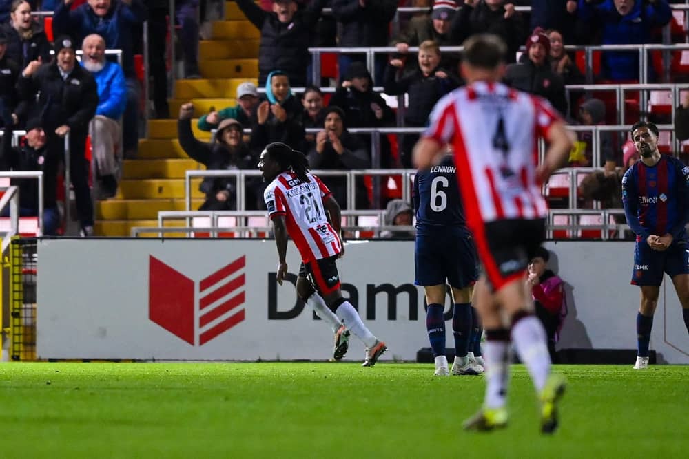 Kevin dos Santos of Derry City scores his side's first goal during the SSE Airtricity Men’s Premier Division match between Derry City and St Patrick's Athletic at The Ryan McBride Brandywell Stadium in Derry. Photo by Stephen McCarthy/Sportsfile