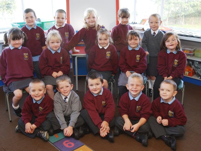 Primary 1 pupils from Ashlea Primary School. (2309PG07):20 years on: Young people across Derry and Donegal starting school in September 2003