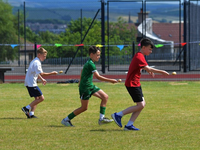 Spud and spoon race underway at the Holy Child Primary School sports day held on Monday last. Photo: George Sweeney. DER2325GS – 020