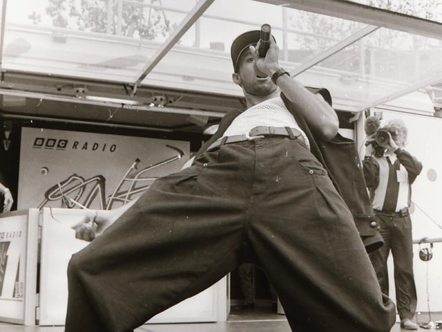 Shaggy performing at the BBC Radio 1 roadshow in Derry in July 1993.