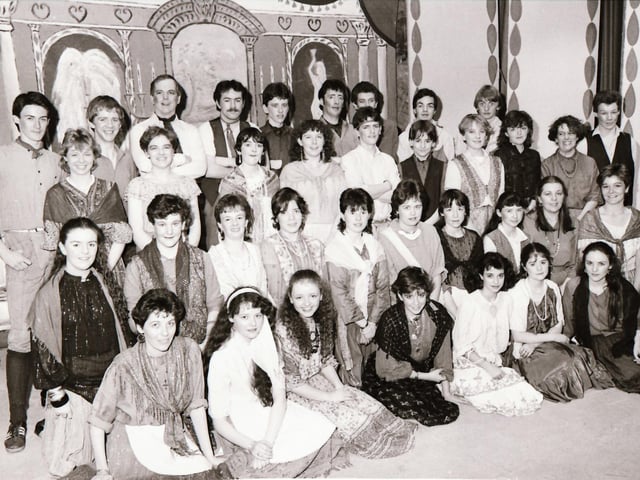 Snow White and Seven Dwarves.