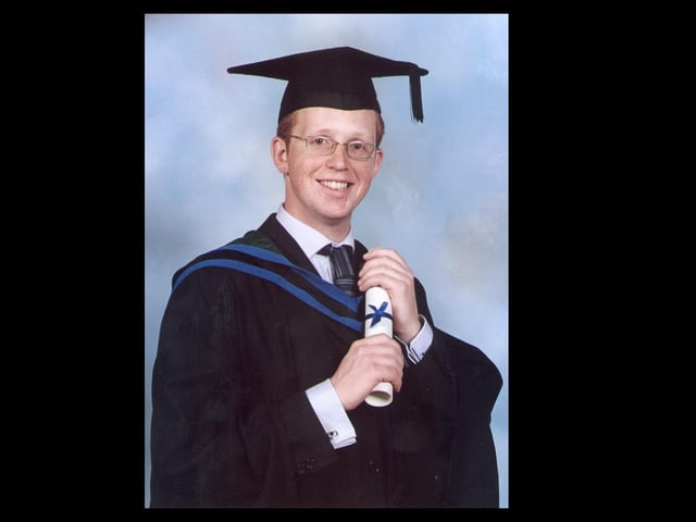 Derry graduations from August 2003