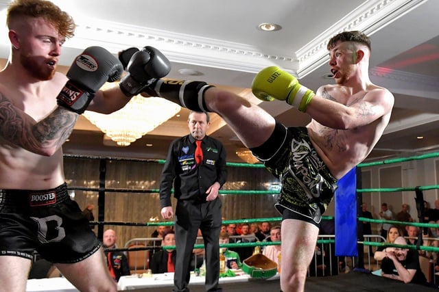 Kickfit’s Ciaran O’Neill (right) defeated Cameron Smyth, Urban KB, on Saturday evening last in the Everglades Hotel. Photo: George Sweeney. DER2312GS – 86