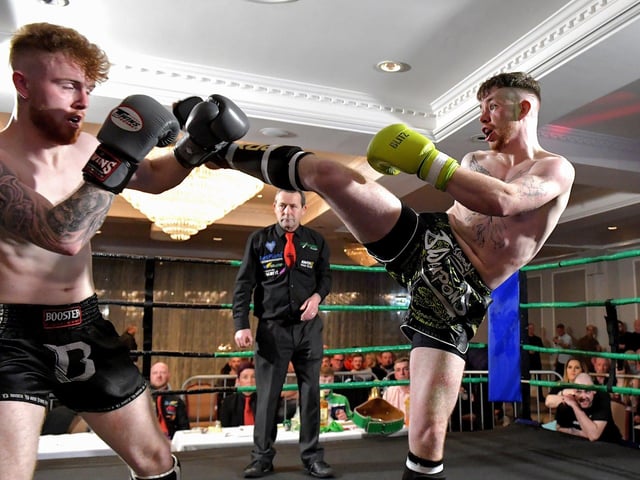 Kickfit’s Ciaran O’Neill (right) defeated Cameron Smyth, Urban KB, on Saturday evening last in the Everglades Hotel. Photo: George Sweeney. DER2312GS – 86