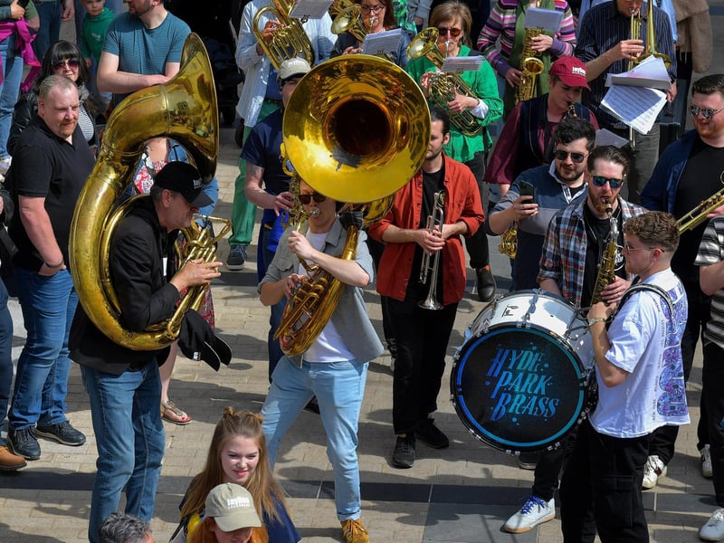 The perennial favourite City of Derry Jazz Festival will be held over five days this year from May 2 and 6. The growing international reputation of Ireland's biggest Jazz Festival is sure to once again draw tens of thousands of people from across Ireland and beyond to mingle with the locals at the many, many outdoor and indoor events which will be staged across the city. Photo: George Sweeney. DER2317GS – 144
