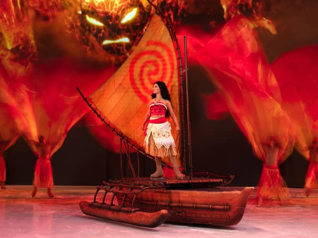 Moana  performs for Disney on Ice (photo: Disney)