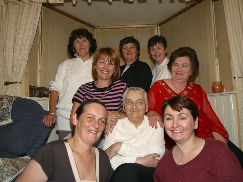 Pictures of Derry parties and celebrations in December 2003