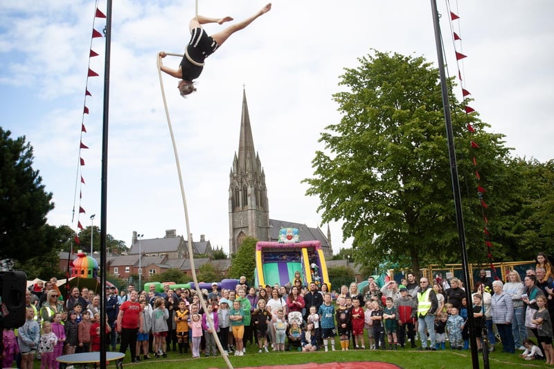 Tina from Tumble Circus performing from a height at Bull Park on Tuesday evening as part of Féile 23 Big Night Out. (Photos: Jim McCafferty Photography)