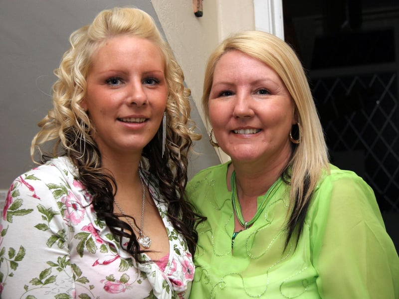 Amanda pictured with her mum on the occasion of her 21st birthday 0632JML