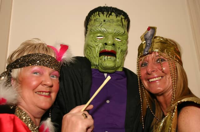 Derry parties in October 2004. Brickfield Halloween