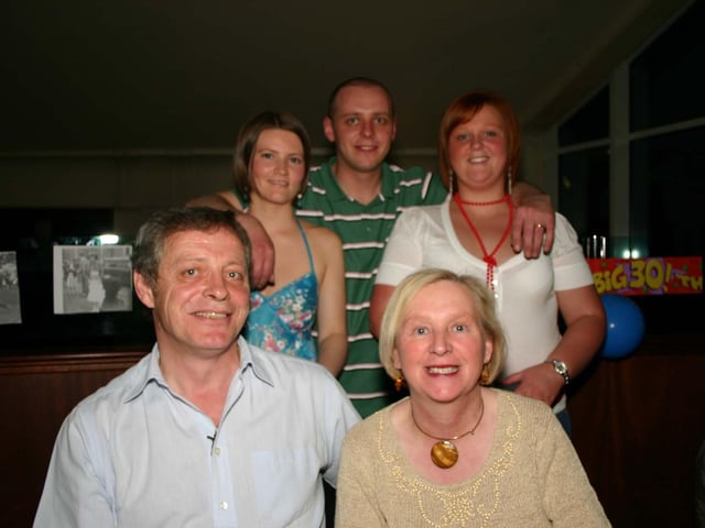 Erin with the McCrudden family Charlie, Charlene, Bridgeen and husband William. 4012/dd : Parties and celebrations across Derry in May 2006.