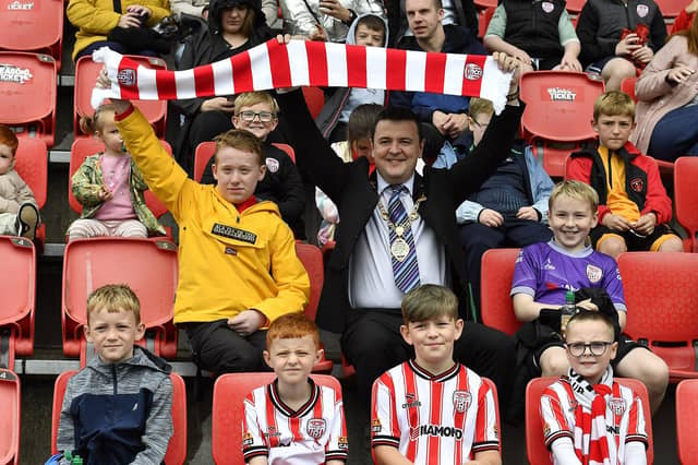 Mayor Ruairí McHugh and guest Stevie McIntyre (left) pictured at the Derry City open training session on Monday morning in Brandywell Stadium. The event was organised at part of the Gasyard Feile. Photo: George Sweeney / Derry Journal