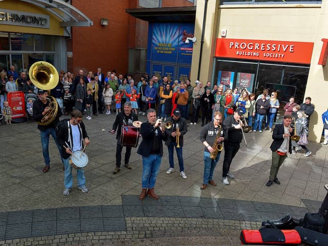 Derry’s Jazz Festival Weekend.  Photo: George Sweeney.  DER2318GS – 12