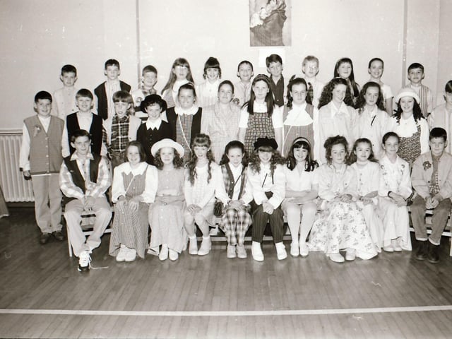 Confirmations from St Eugene's P.S, Nazareth House P.S and St Anne's P.S in 1995.