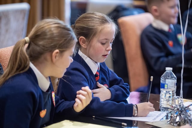 Children taking part in the Pennyburn Credit Union quiz.