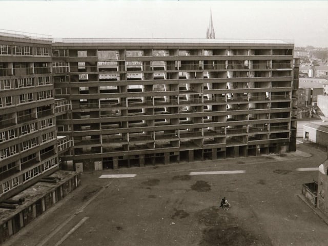 The vacant Rossville flats back in 1986.