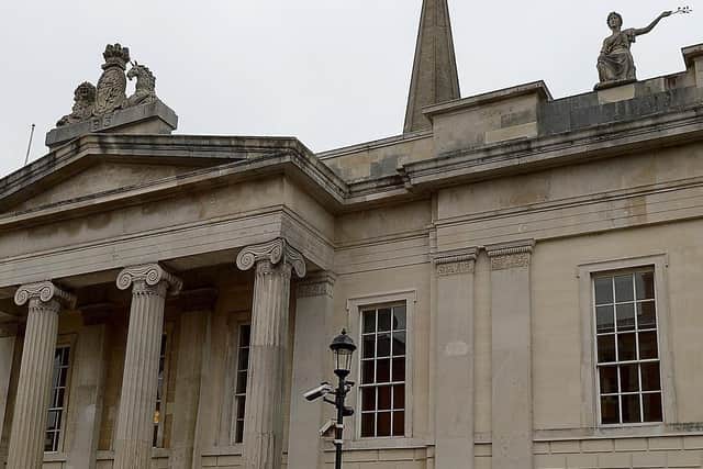 Derry Court House. DER2126GS - 056