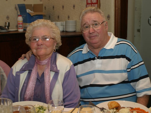 Pictures of Derry people partying in November 2003