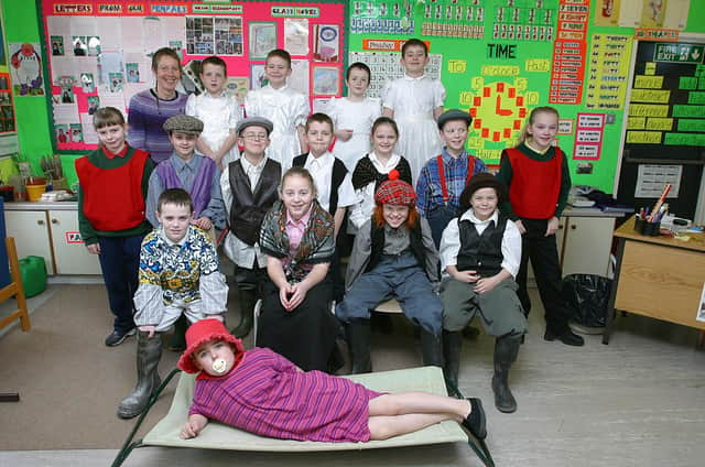 Class P5 pupils at Greenhaw Primary School who staged a play about Fionn McCool as part of their Geography and History Cirriculum. Included is their class teacher Ms Daisy Mules. (1103T01)