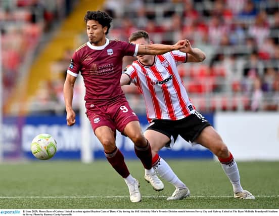 Moses Dyer of Galway United in action against Hayden Cann of Derry City.